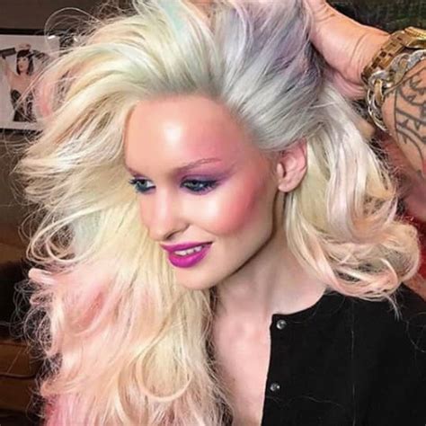 15 Revived '80s Hairstyles That Are Trendy Again In .